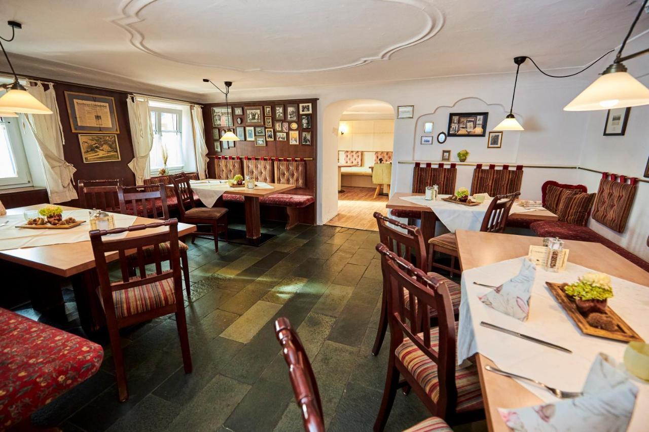 Flair Zum Schwarzen Reiter Hotel 3*